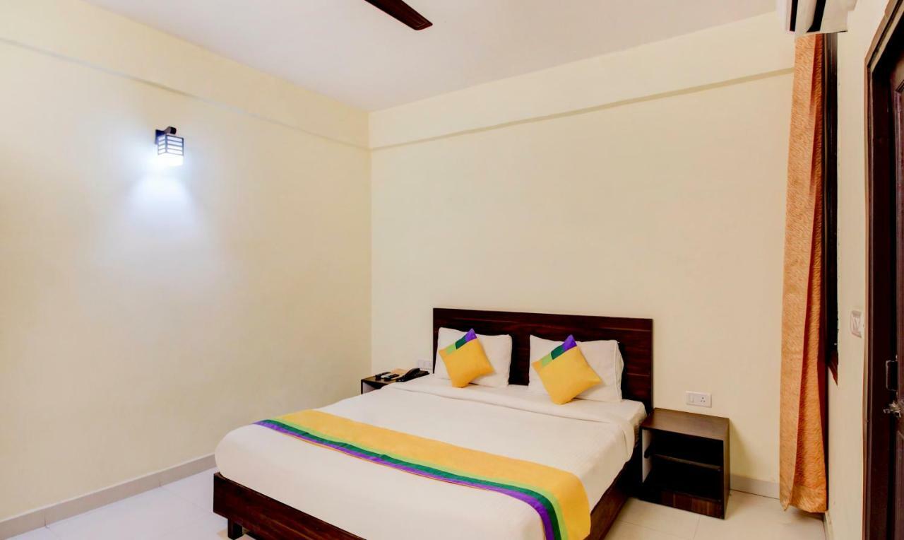 Itsy Hotels Royal Monarch Gorakhpur Εξωτερικό φωτογραφία