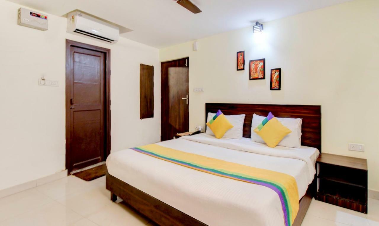 Itsy Hotels Royal Monarch Gorakhpur Εξωτερικό φωτογραφία